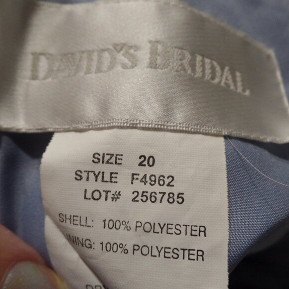 David's Bridal Periwinkle Formal Halter Gown, Size 20 - Picture 4 of 4